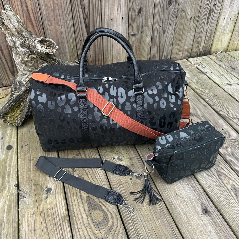 🖤NEW LEOPARD PRINT DUFFLE OVERNIGHT WEEKENDER BAG & MAKEUP BAG SET🖤